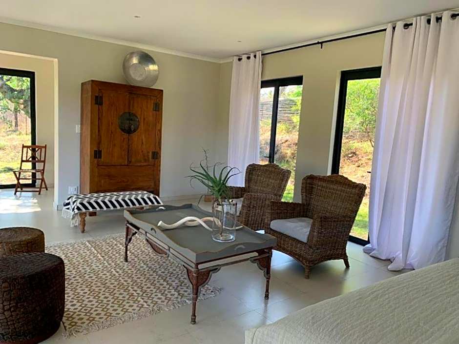 Crocodile Sands River Lodge