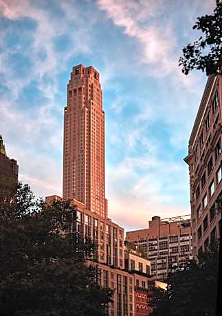 Four Seasons Hotel New York Downtown