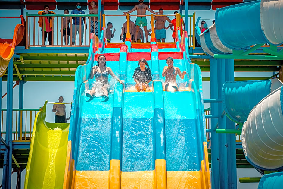 Hawaii Paradise Aqua Park