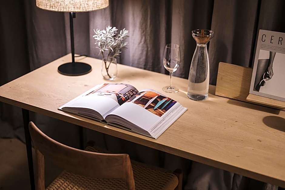zelloon boutique hotel