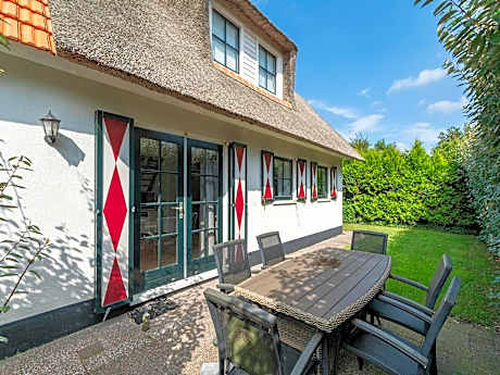 Villa in Callantsoog near the Beach