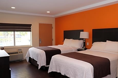 Superior Room with Two Double Beds