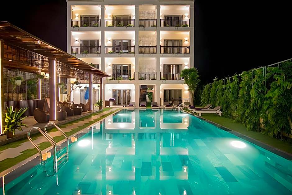 White Lotus Hotel Hoian