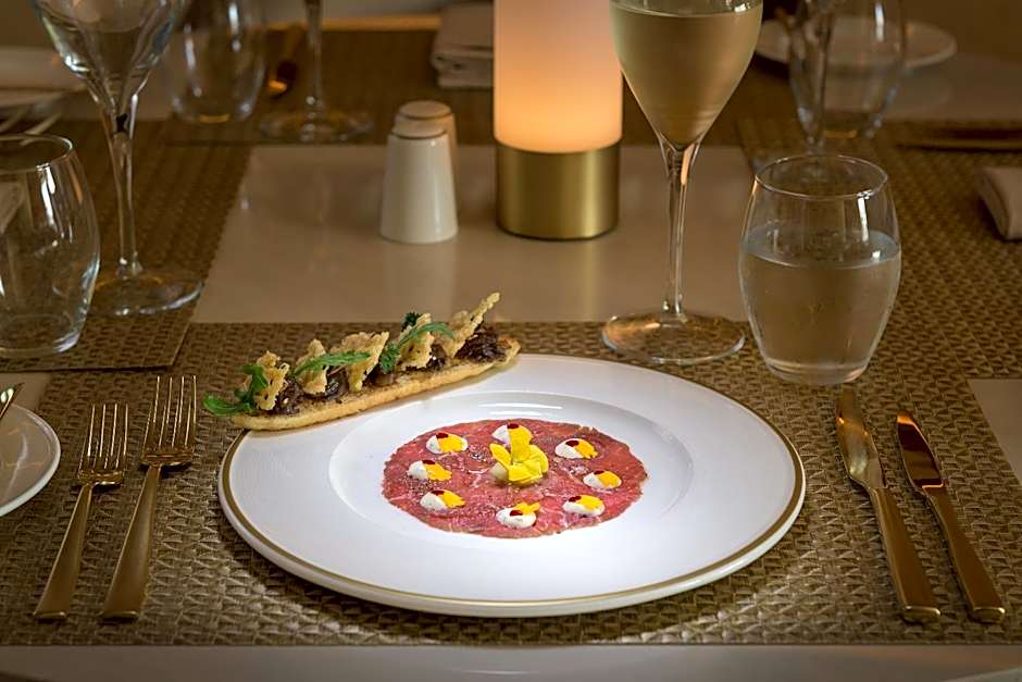 Amarande (Adults Only)