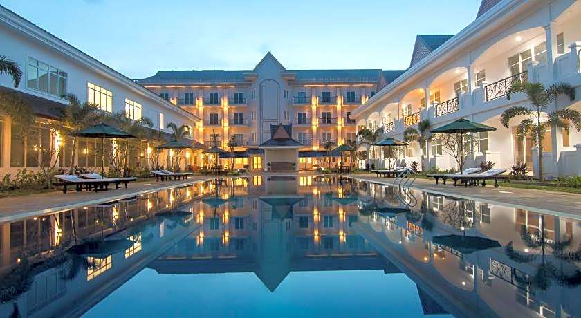 Glorious Hotel & Spa