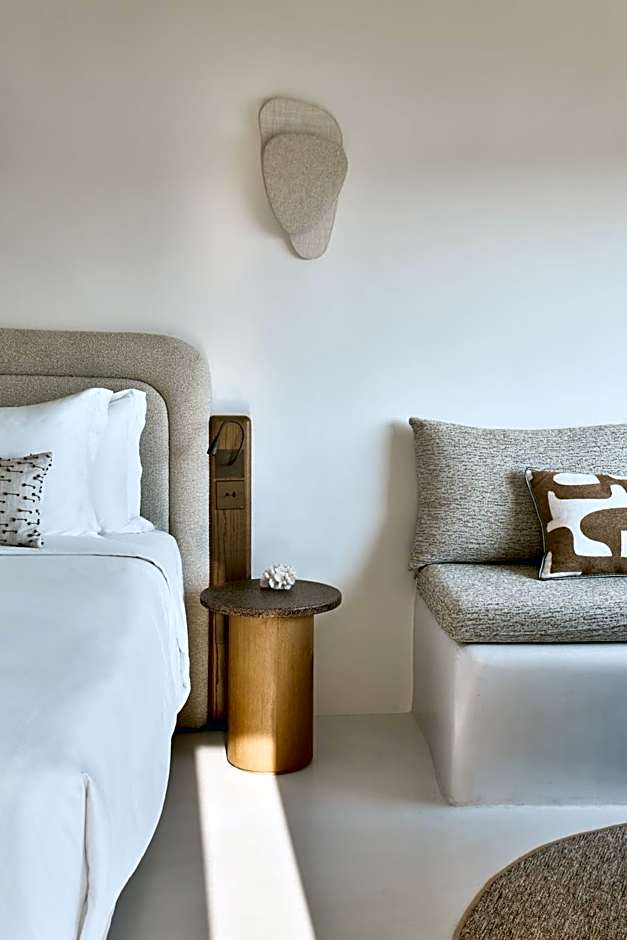 Mystique, a Luxury Collection Hotel, Santorini