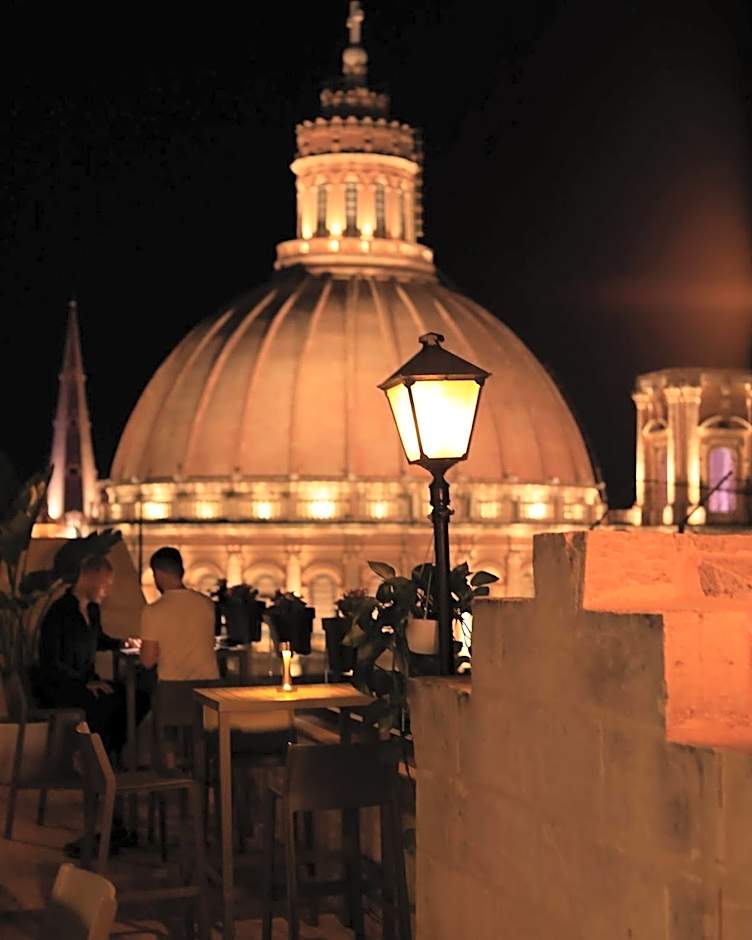 The Manoel Hotel