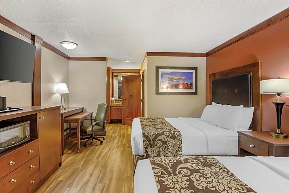 Best Western Plus Greenwell Inn