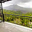 Caldera Hotel & Restaurant