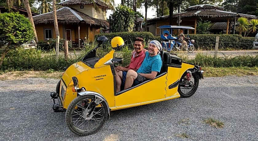 Ser-en-dip-i-ty Resort (SHA Extra Plus)