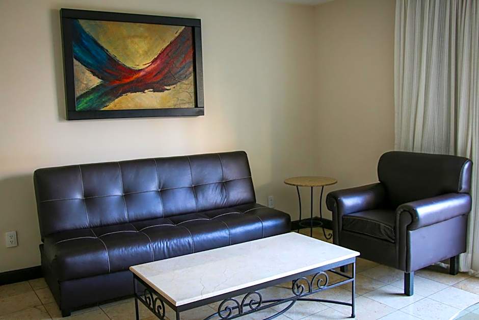 Country Hotel & Suites