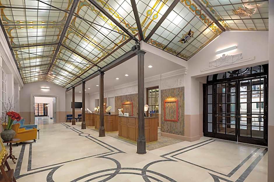 Anglo American Hotel Florence, Curio Collection by Hilton