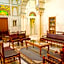 Hotel Arya Niwas