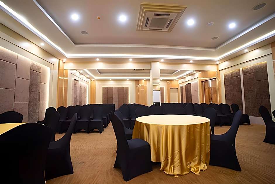 Luminor Hotel Banyuwangi by WH