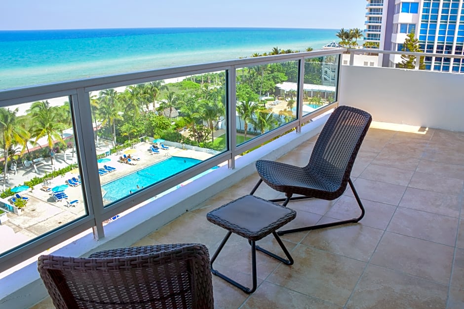 Seacoast Suites