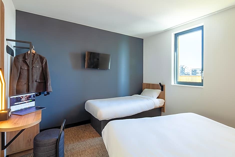 B&B HOTEL Paris Porte de Bagnolet