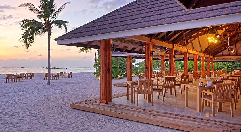 Brennia Kottefaru Maldives