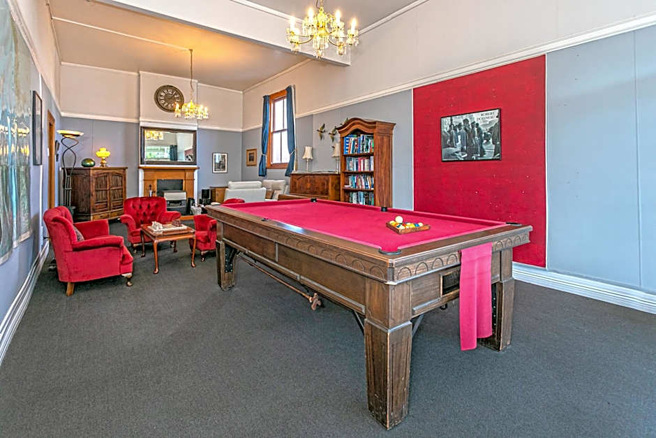 Lady Bowen Bed & Breakfast