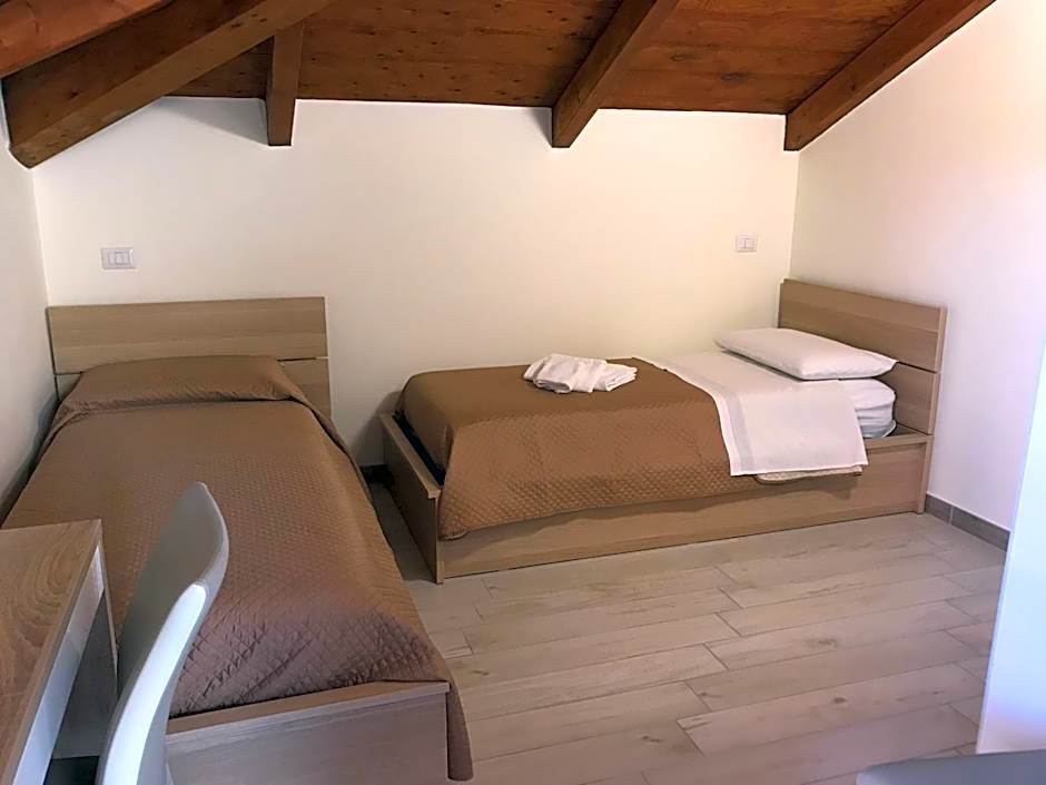 Photo 1 of 4 of 2 Beds