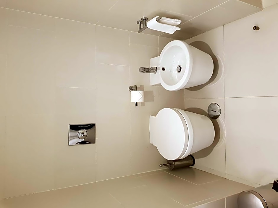 Golden Tulip Sao Joao da Madeira Hotel