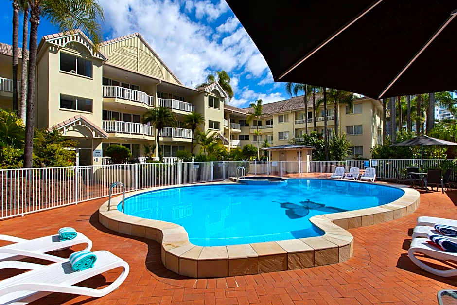 Surfers Tradewinds