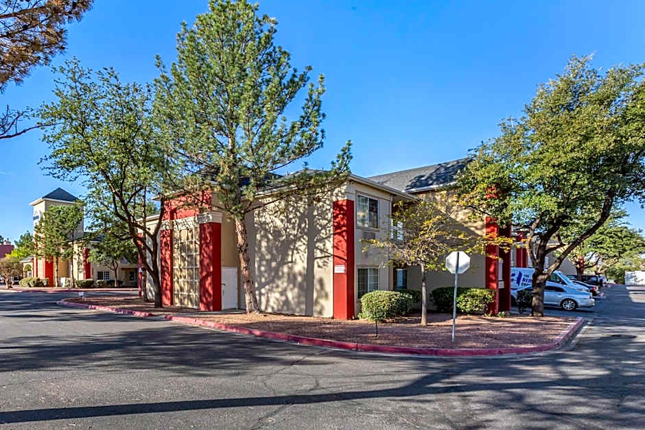 Suburban Studios Albuquerque Uptown