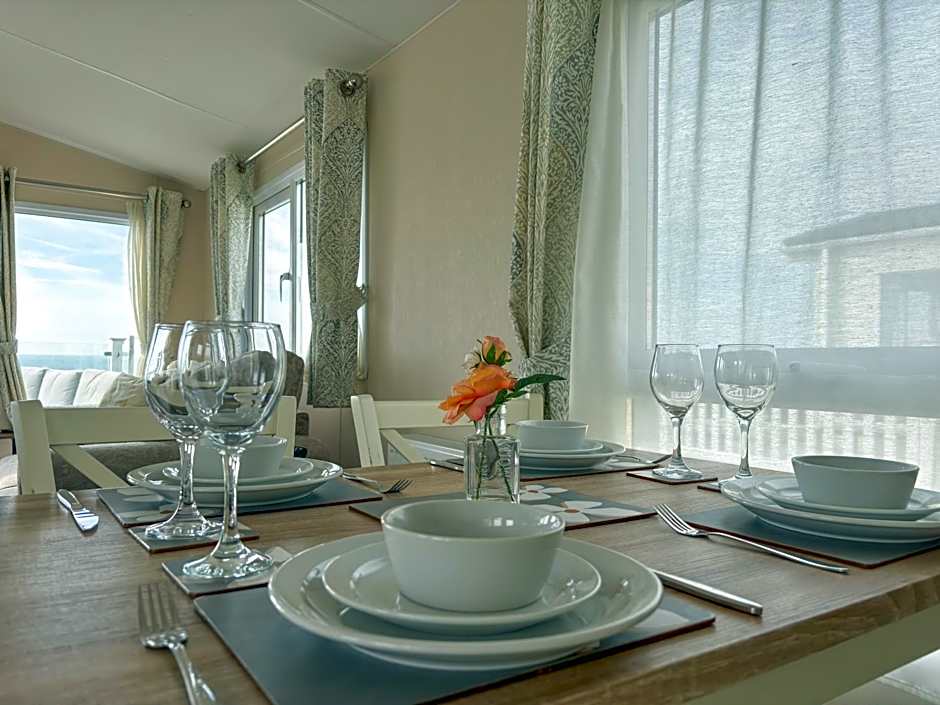 Europa Willow Pitch 29 Creek Caravan Park dog friendly