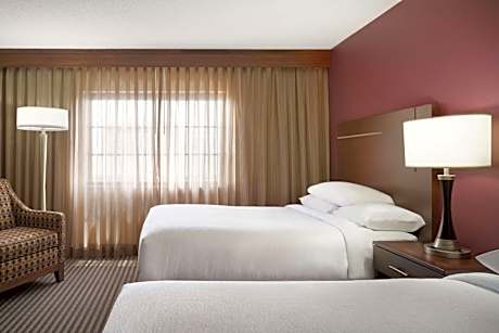 Two-Bedroom Suite with One King And Two Double Beds - Non-Smoking