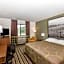 Super 8 by Wyndham Storm Lake