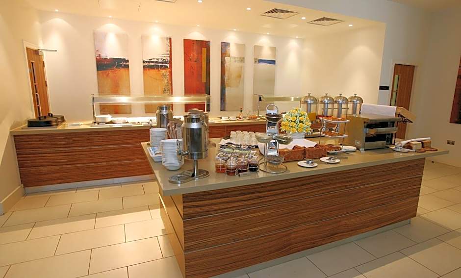 Crowne Plaza Reading East By IHG