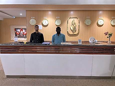 Hotel RNR The Luxury Suits Lodging & Restaurant