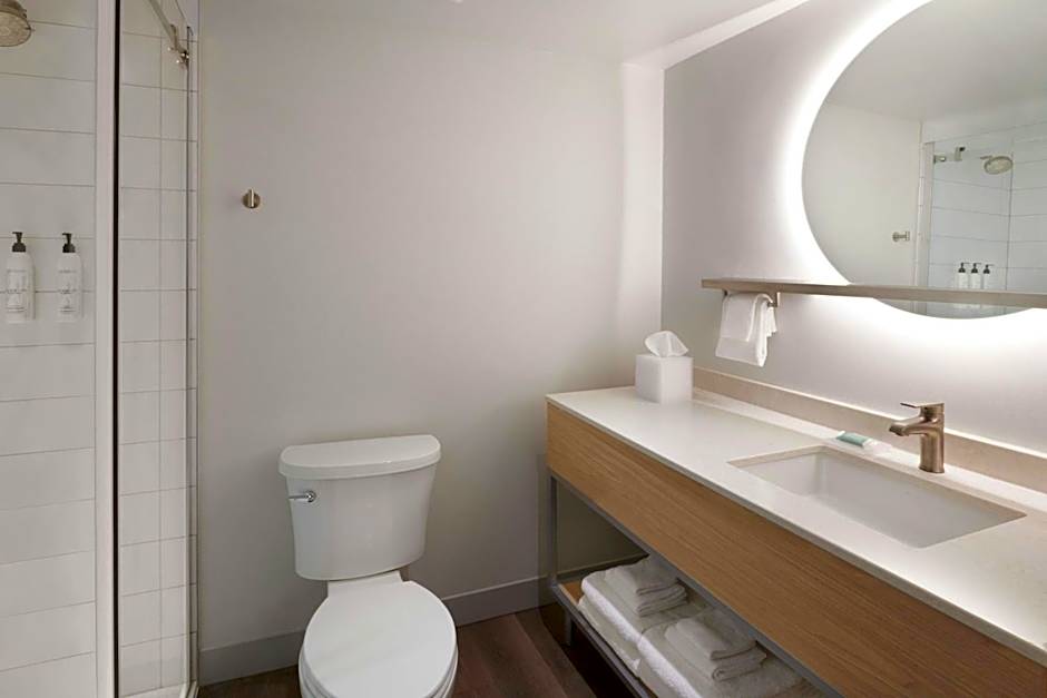 TownePlace Suites by Marriott Niagara Falls Canada