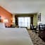 Holiday Inn Express Hotel & Suites Kansas City Sports Complex By IHG