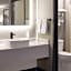Super 8 by Wyndham Burnham/Lewistown