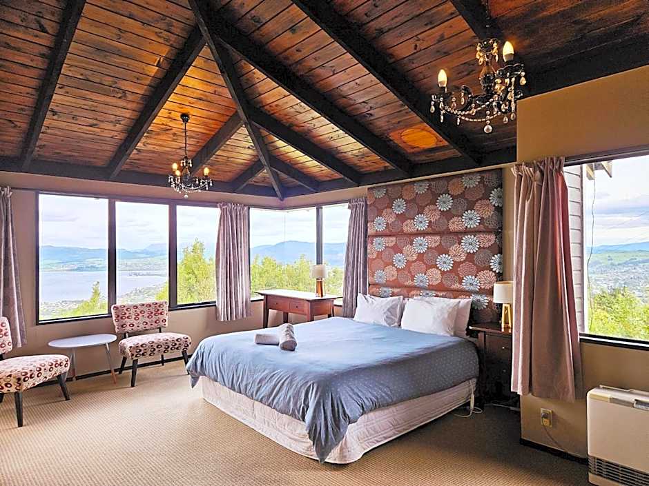 Aorangi Peak Holiday House