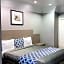 Island Suites Hobby Airport