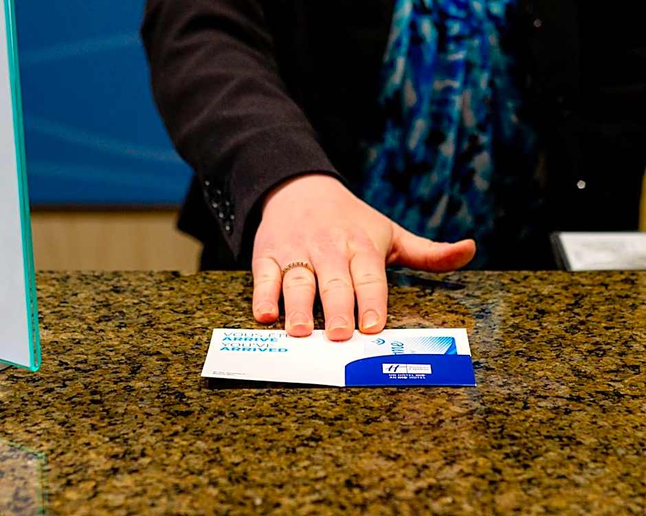 Holiday Inn Express & Suites Ottawa West - Nepean by IHG