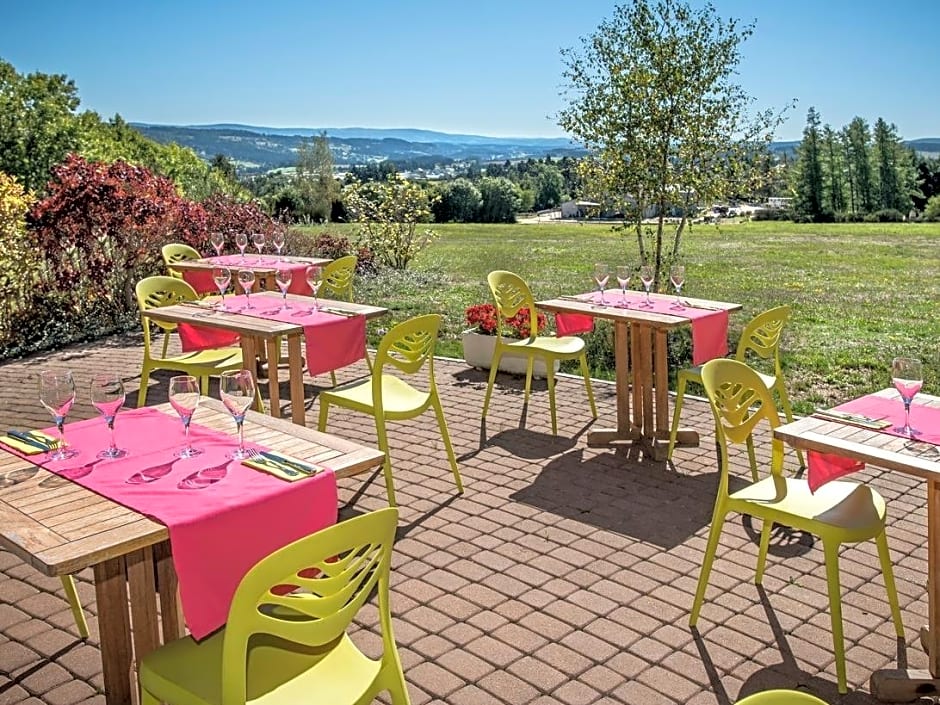 Logis Hotel Les Portes D'Apcher