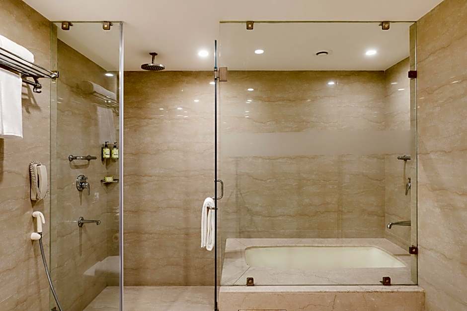 Lemon Tree Hotel Sector 60 Gurugram