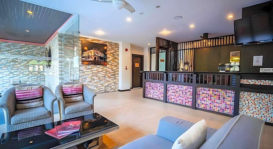 Ratana Hotel Chalong