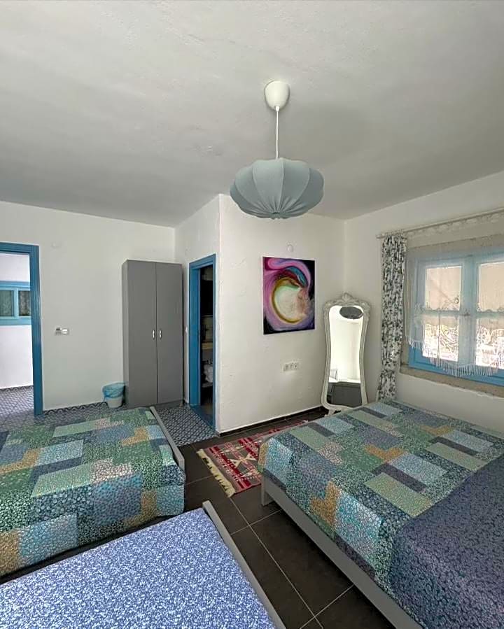 Çakir Bey Hotel