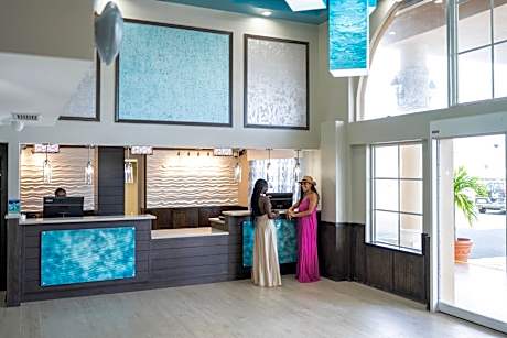 Windward Passage Hotel