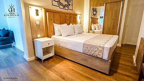 Guest Room with King Bed