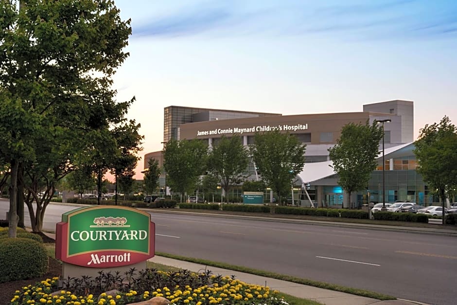 Courtyard Greenville