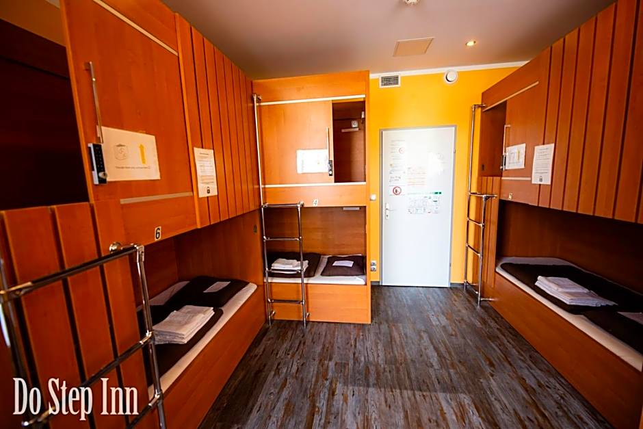 Do Step Inn Central - Self-Service-Hostel