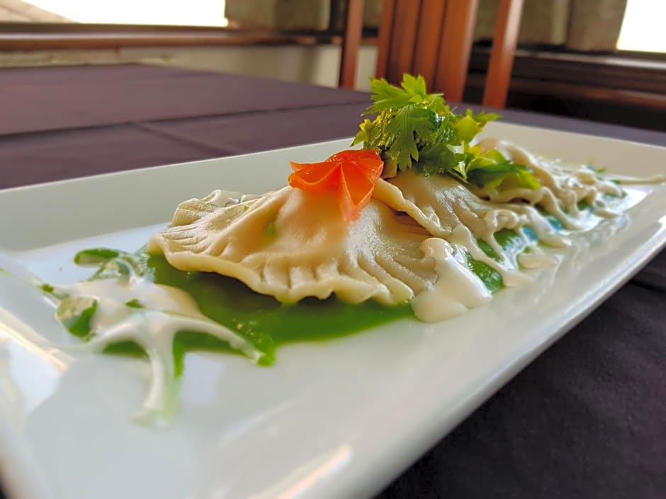 Radisson Fort George Hotel And Marina