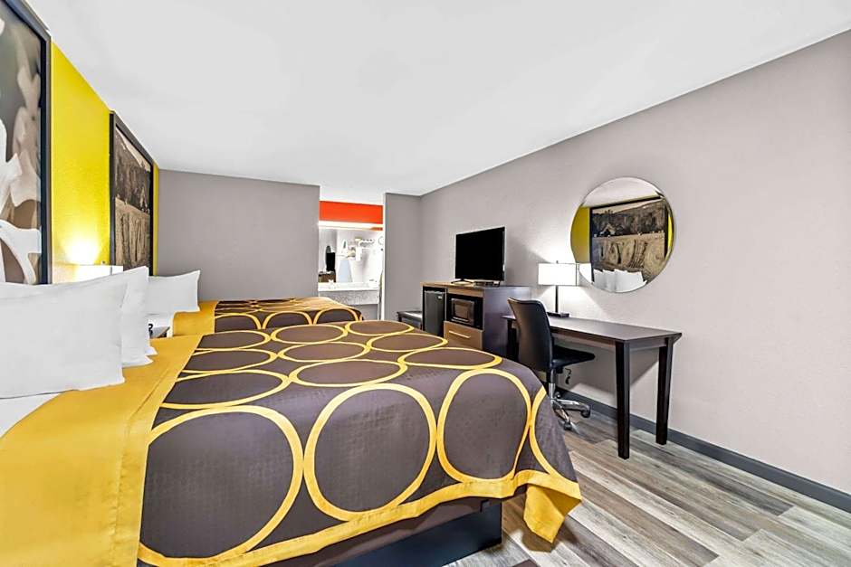 Super 8 by Wyndham Paragould