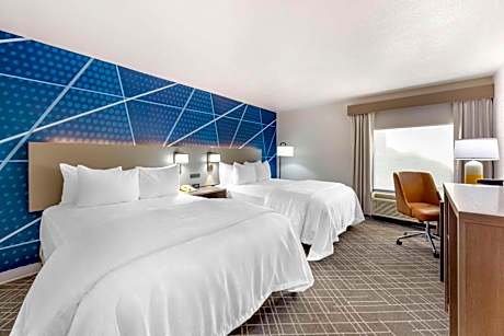 Queen Room with Two Queen Beds - Accessible/Non-Smoking