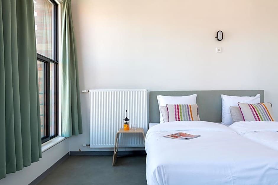 Pink Flamingo Boutique Hostel