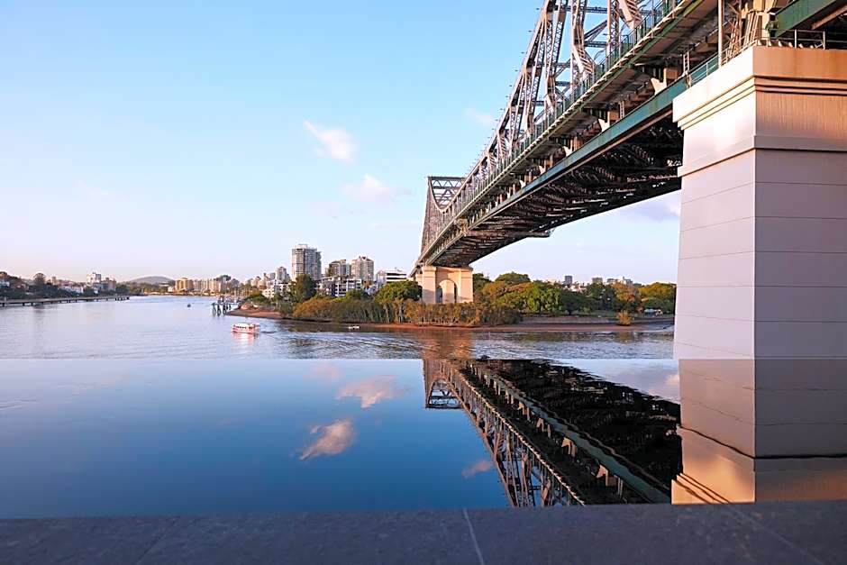 Crystalbrook Vincent